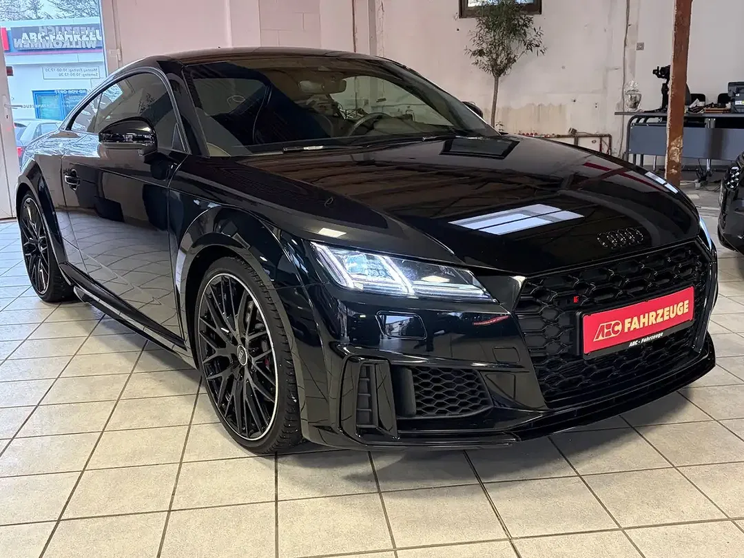 Audi TTS - Thumbnail 3