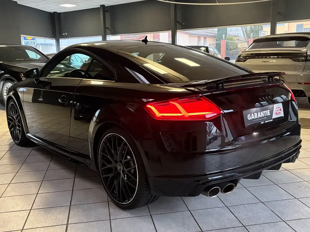 Audi TTS - Thumbnail 4