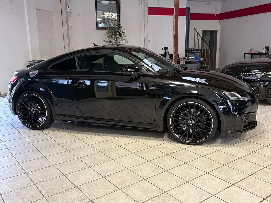 Audi TTS - Thumbnail 8