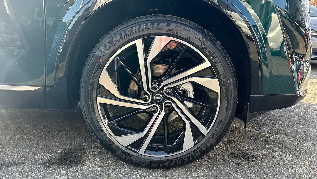 Nissan Qashqai - Thumbnail 4