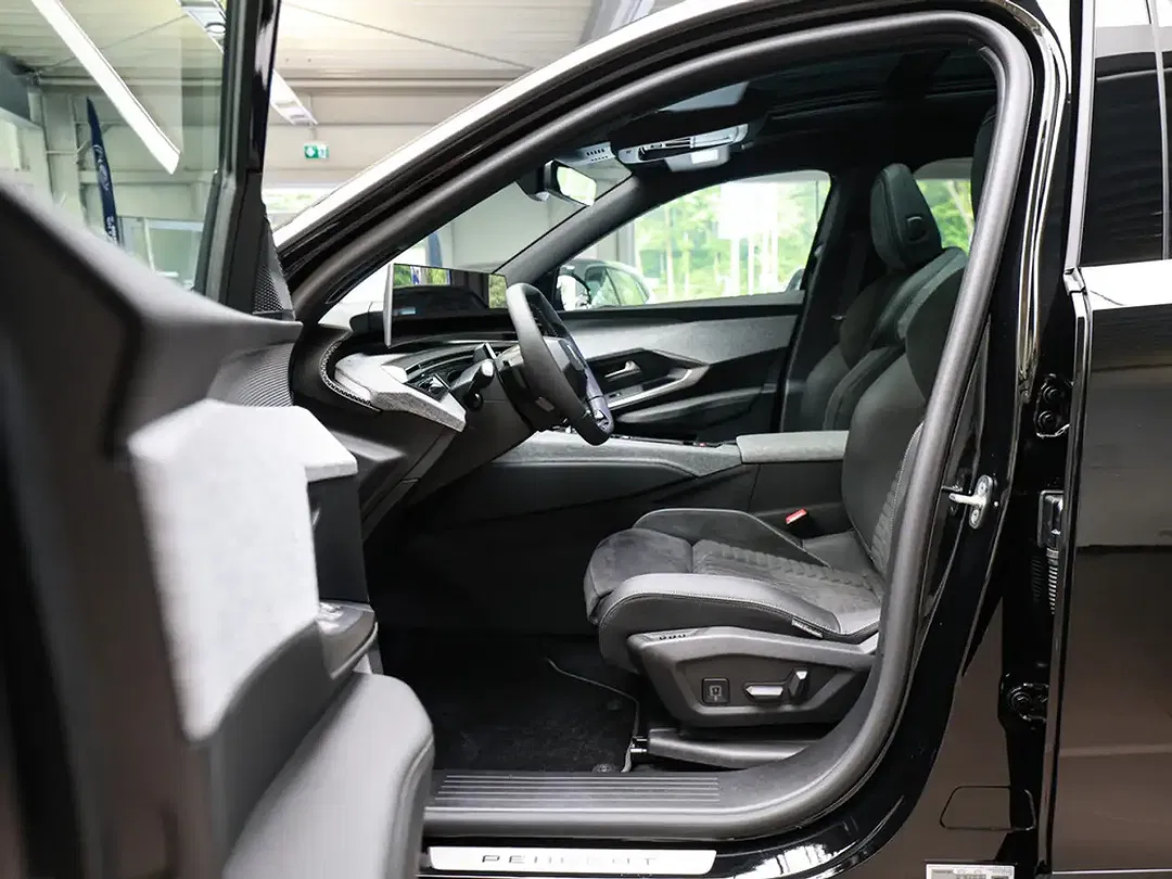Peugeot 5008 - Thumbnail 12