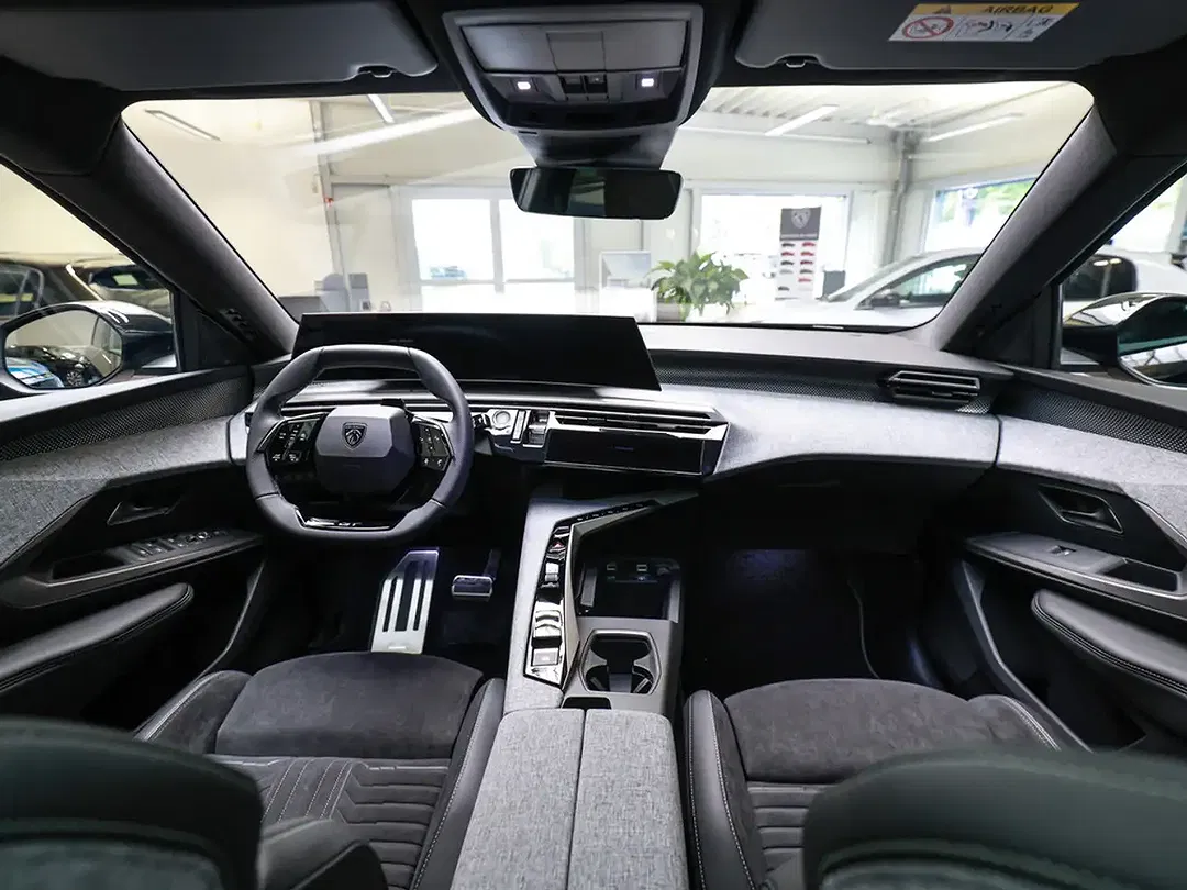 Peugeot 5008 - Thumbnail 9