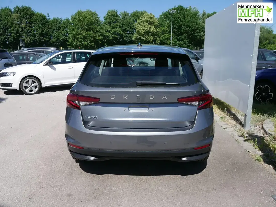 Skoda Fabia - Thumbnail 2