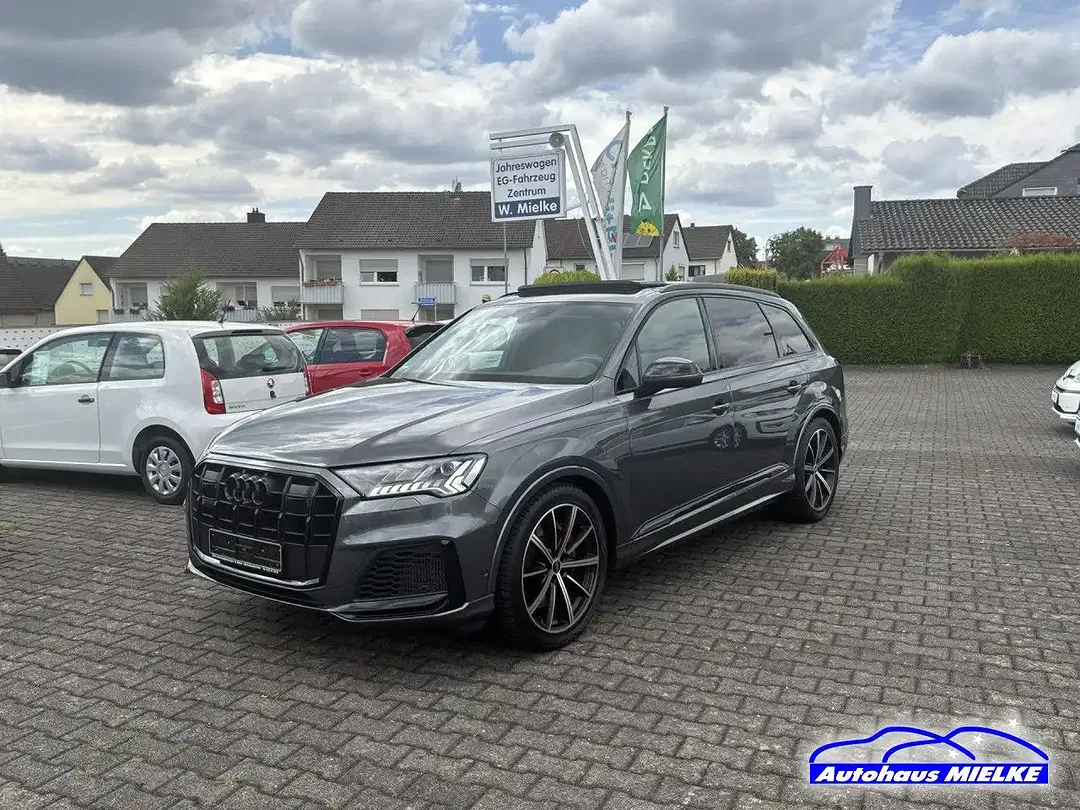 Audi SQ7 quattro