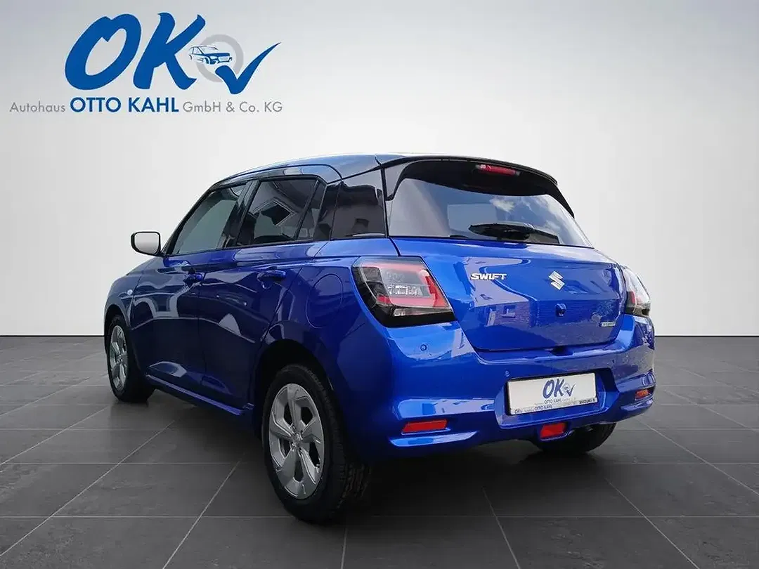 Suzuki Swift - Thumbnail 4