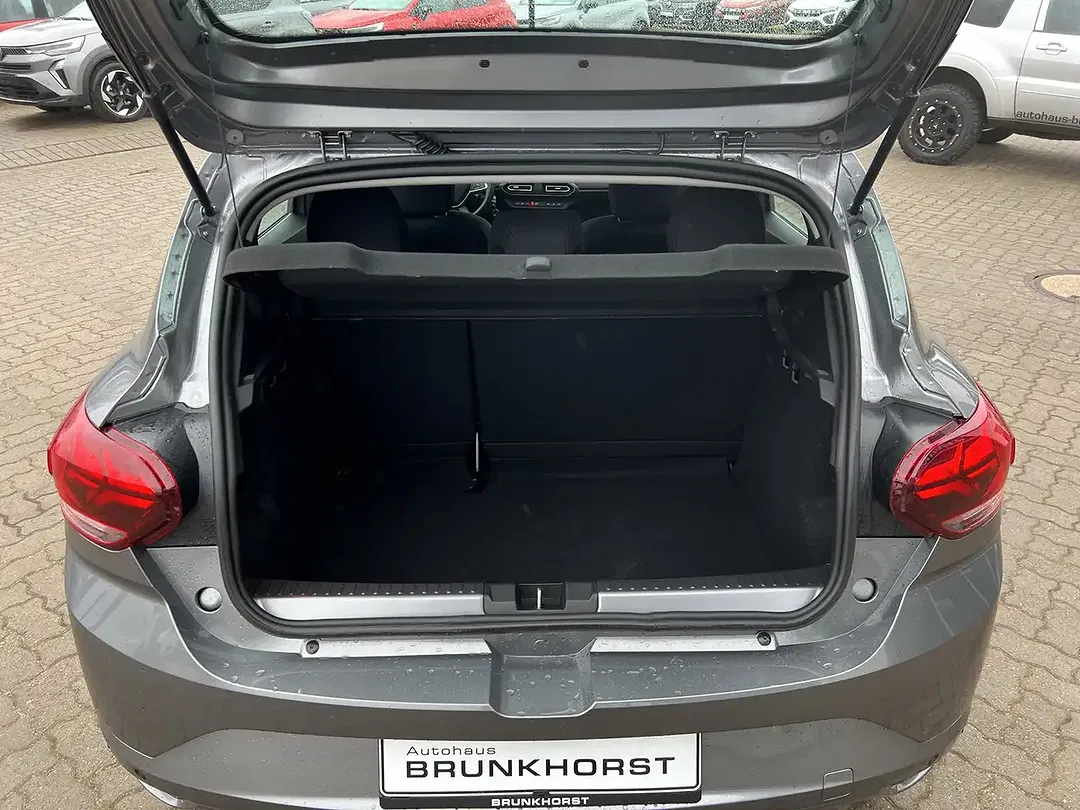 Dacia Sandero - Thumbnail 10