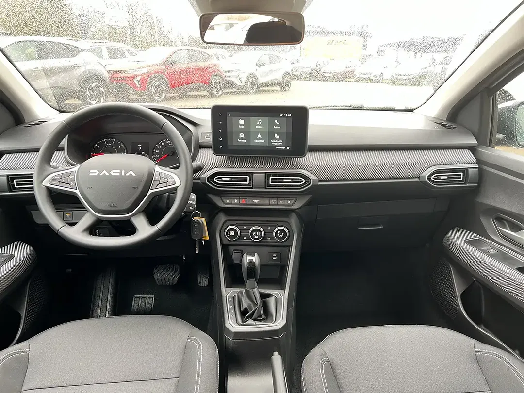 Dacia Sandero - Thumbnail 3