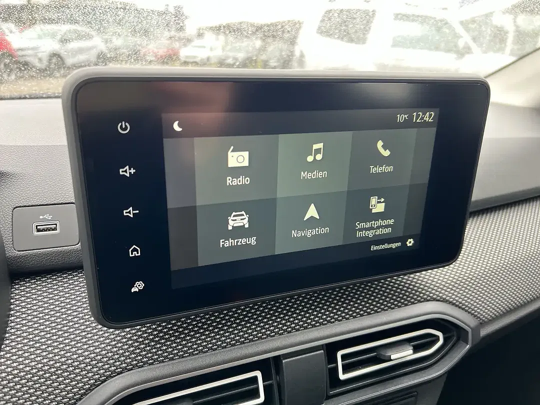 Dacia Sandero - Thumbnail 7