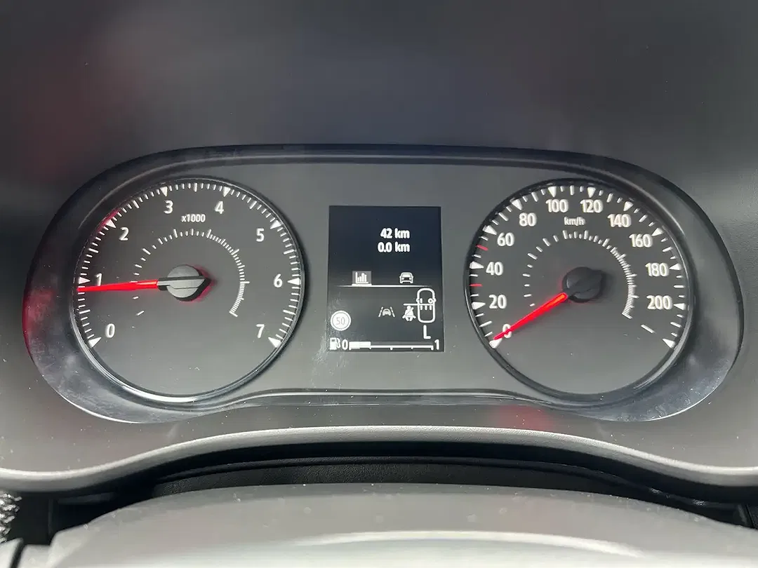 Dacia Sandero - Thumbnail 9