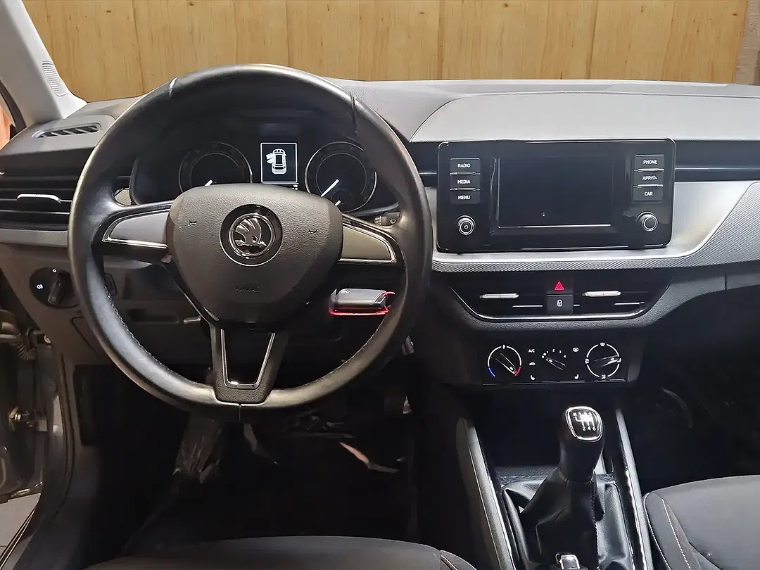 Skoda Kamiq - Thumbnail 11