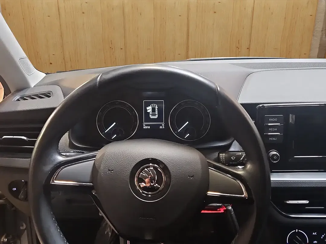 Skoda Kamiq - Thumbnail 12