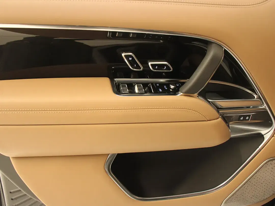 Land Rover Range Rover - Thumbnail 11