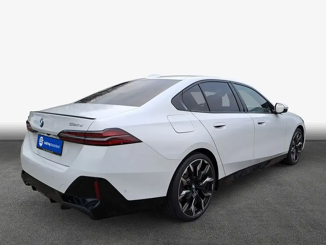 BMW 520 - Thumbnail 2
