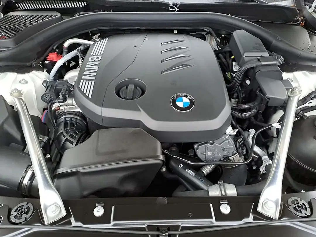 BMW 520 - Thumbnail 9