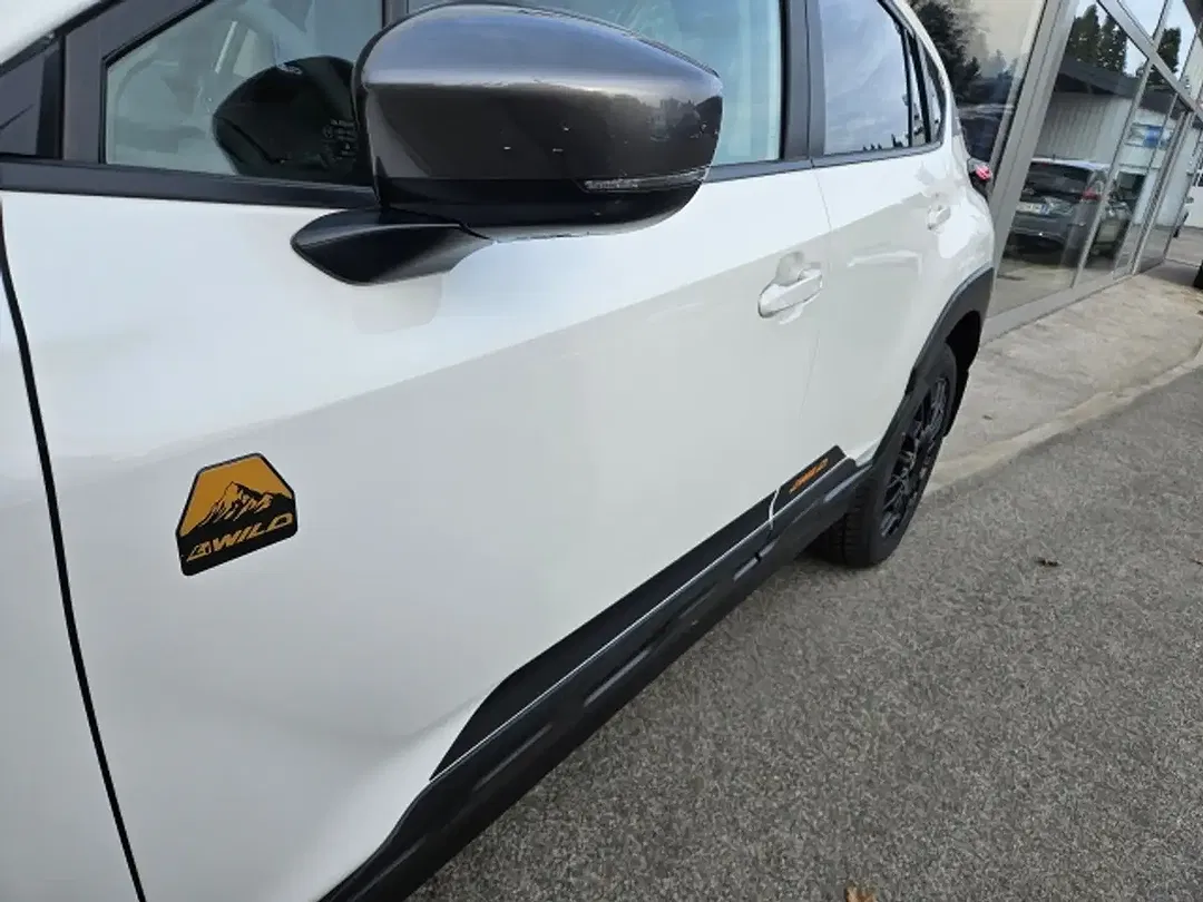 Subaru Crosstrek - Thumbnail 5