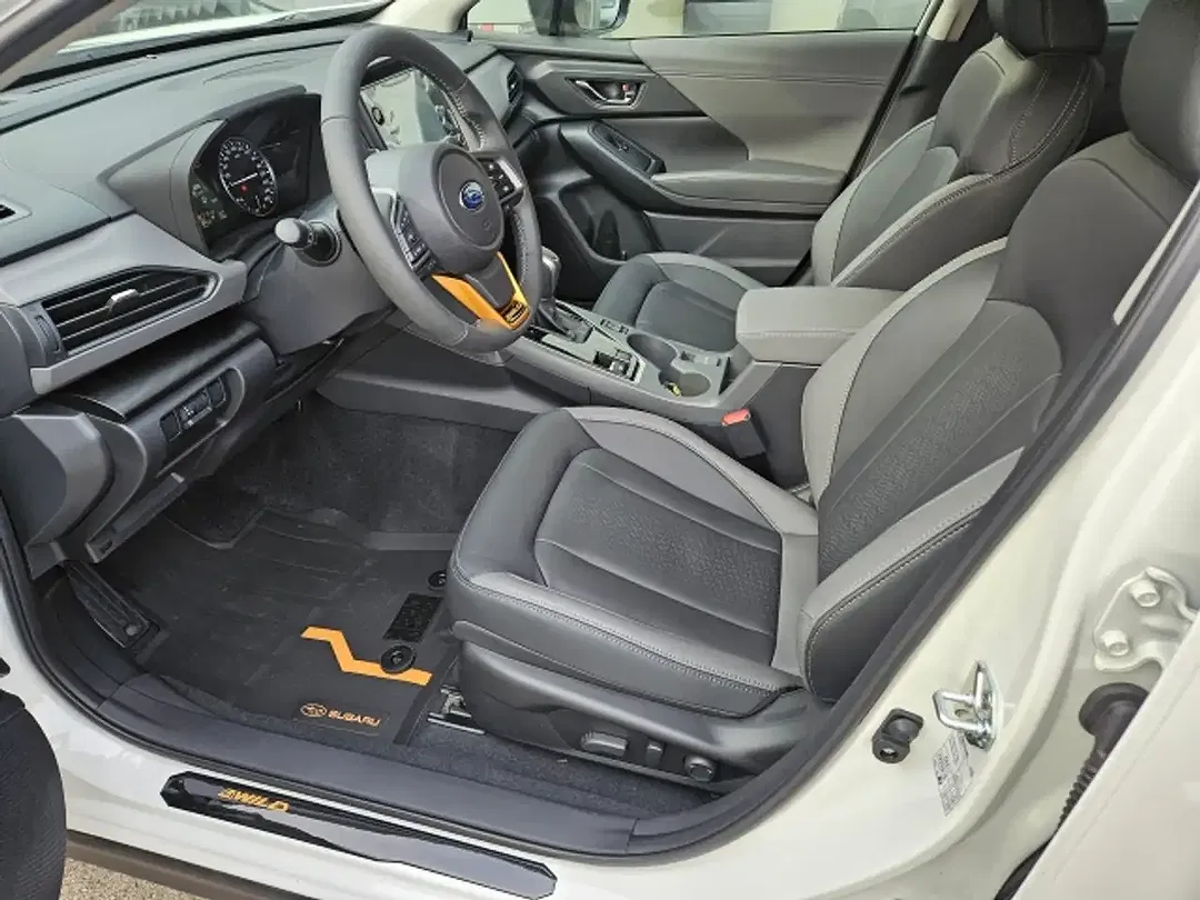 Subaru Crosstrek - Thumbnail 9