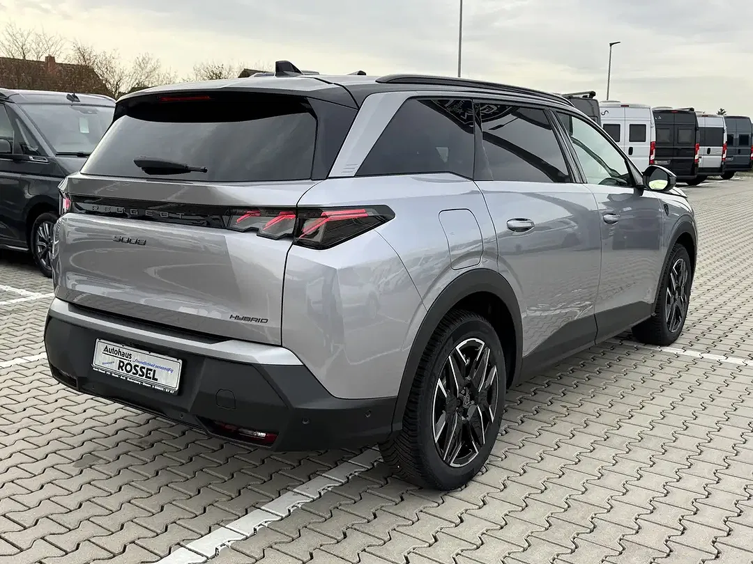 Peugeot 5008 - Thumbnail 4