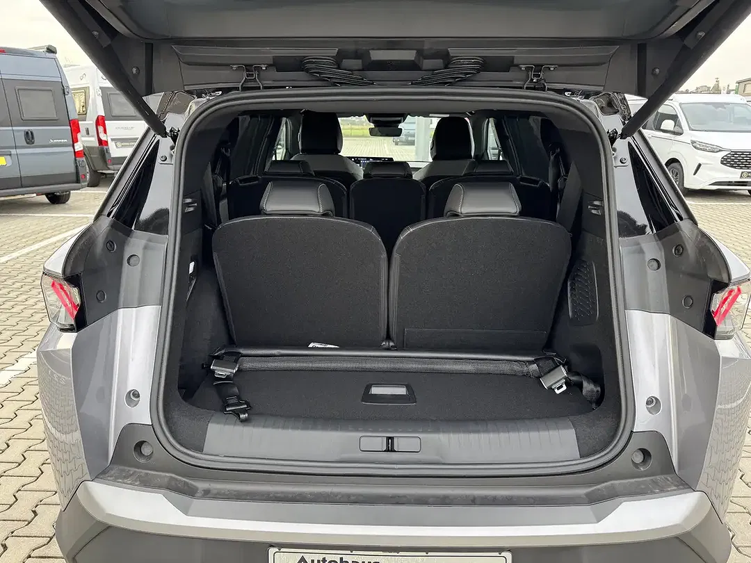 Peugeot 5008 - Thumbnail 6