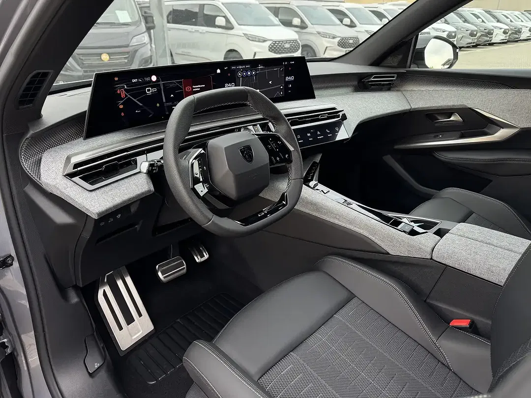 Peugeot 5008 - Thumbnail 7