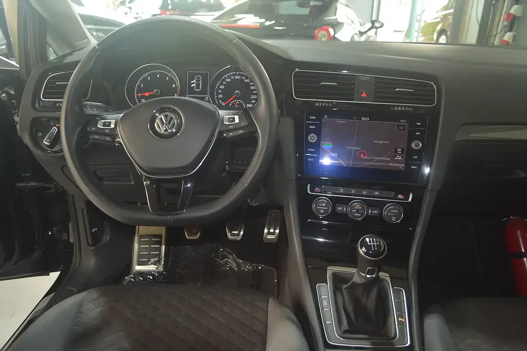 Volkswagen Golf - Thumbnail 7