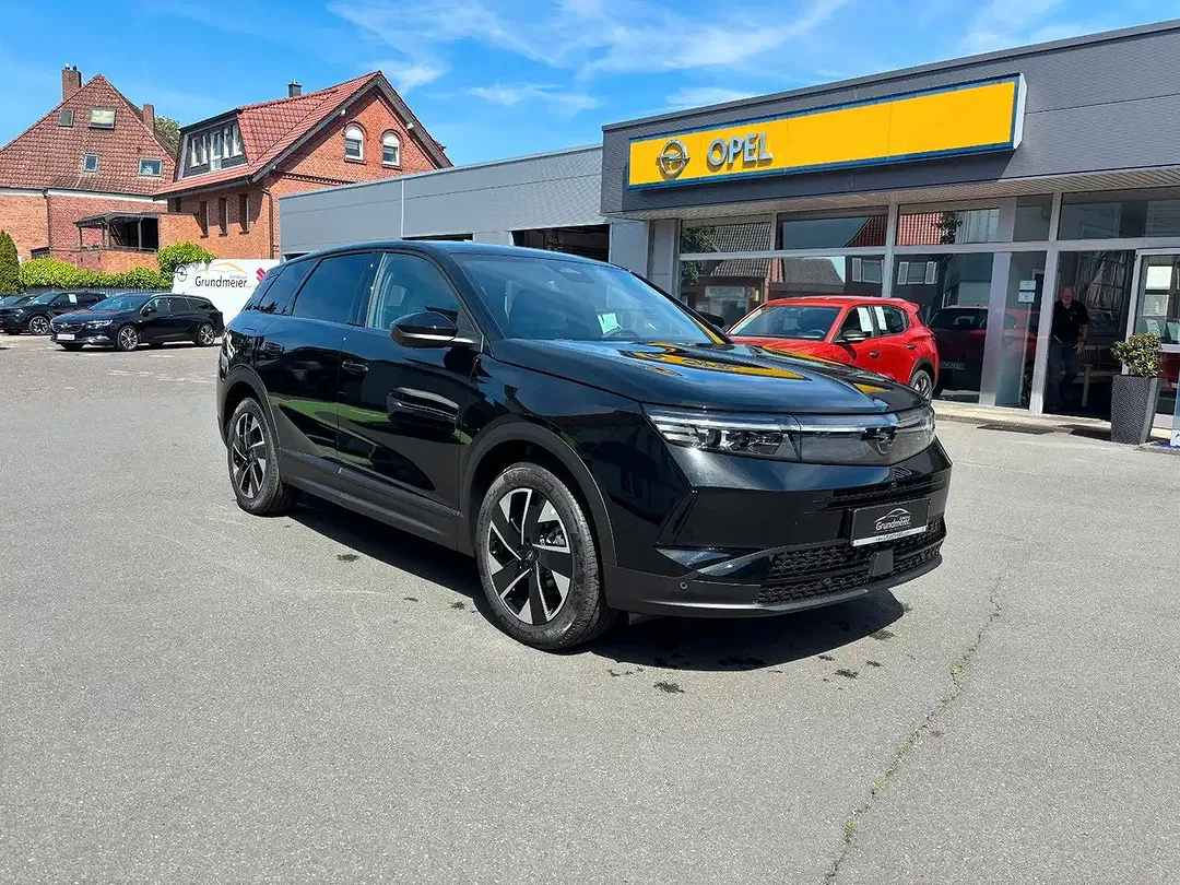 Opel Grandland X - Thumbnail 2