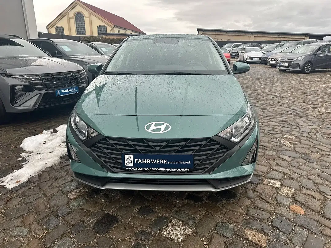 Hyundai i20 - Thumbnail 9