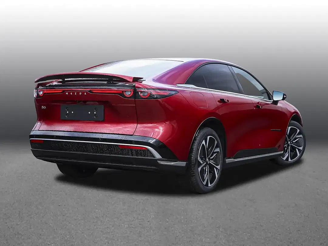 Mazda 6e - Thumbnail 4