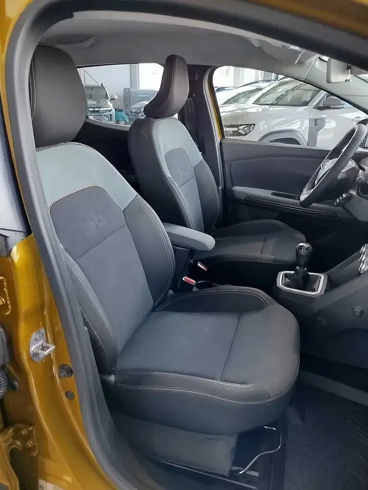 Dacia Sandero - Thumbnail 10