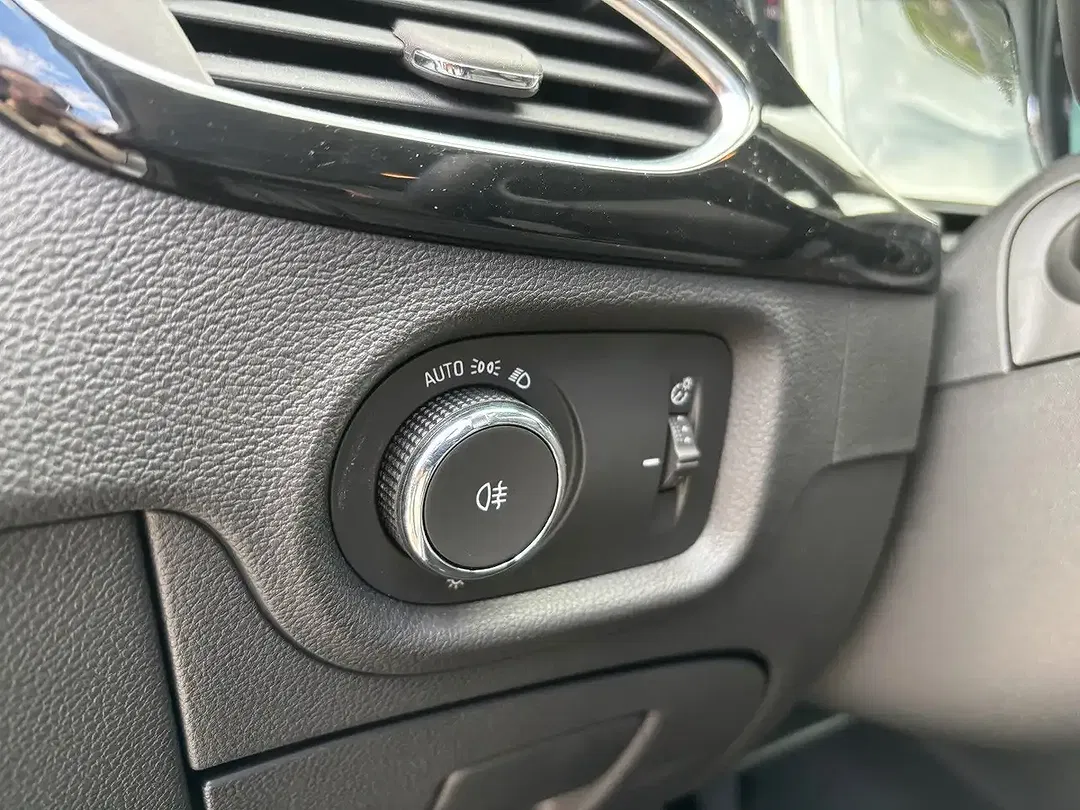 Opel Astra - Thumbnail 9
