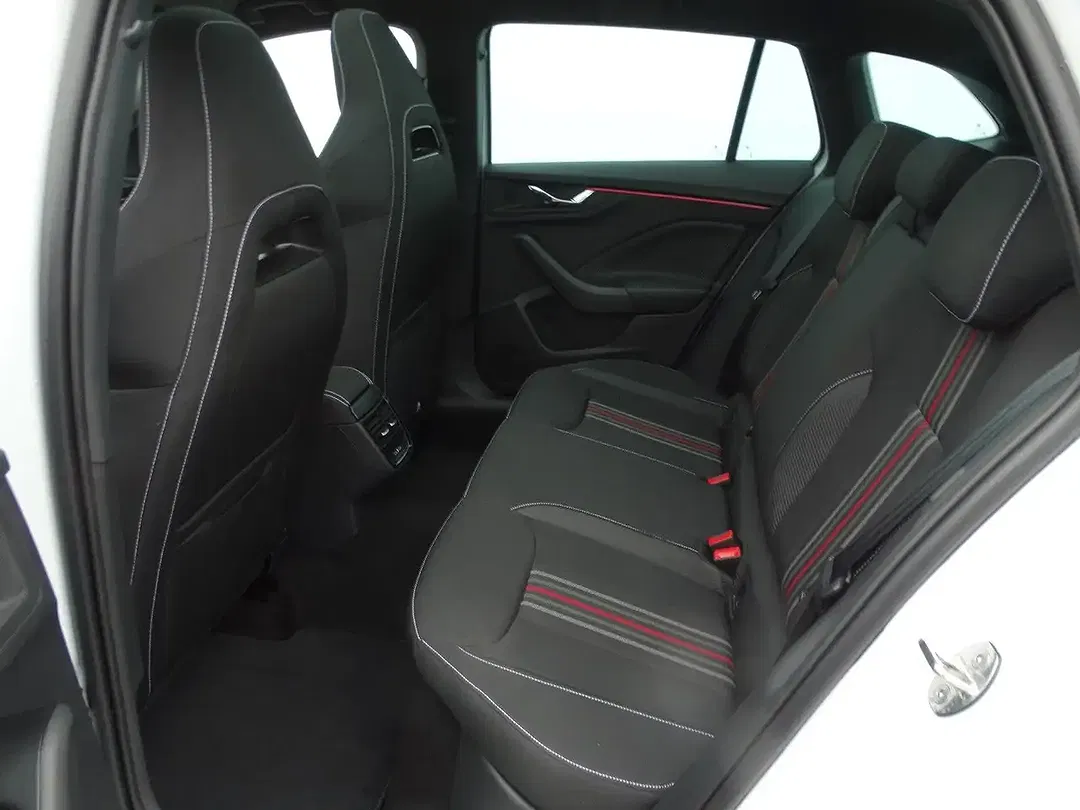 Skoda Scala - Thumbnail 10