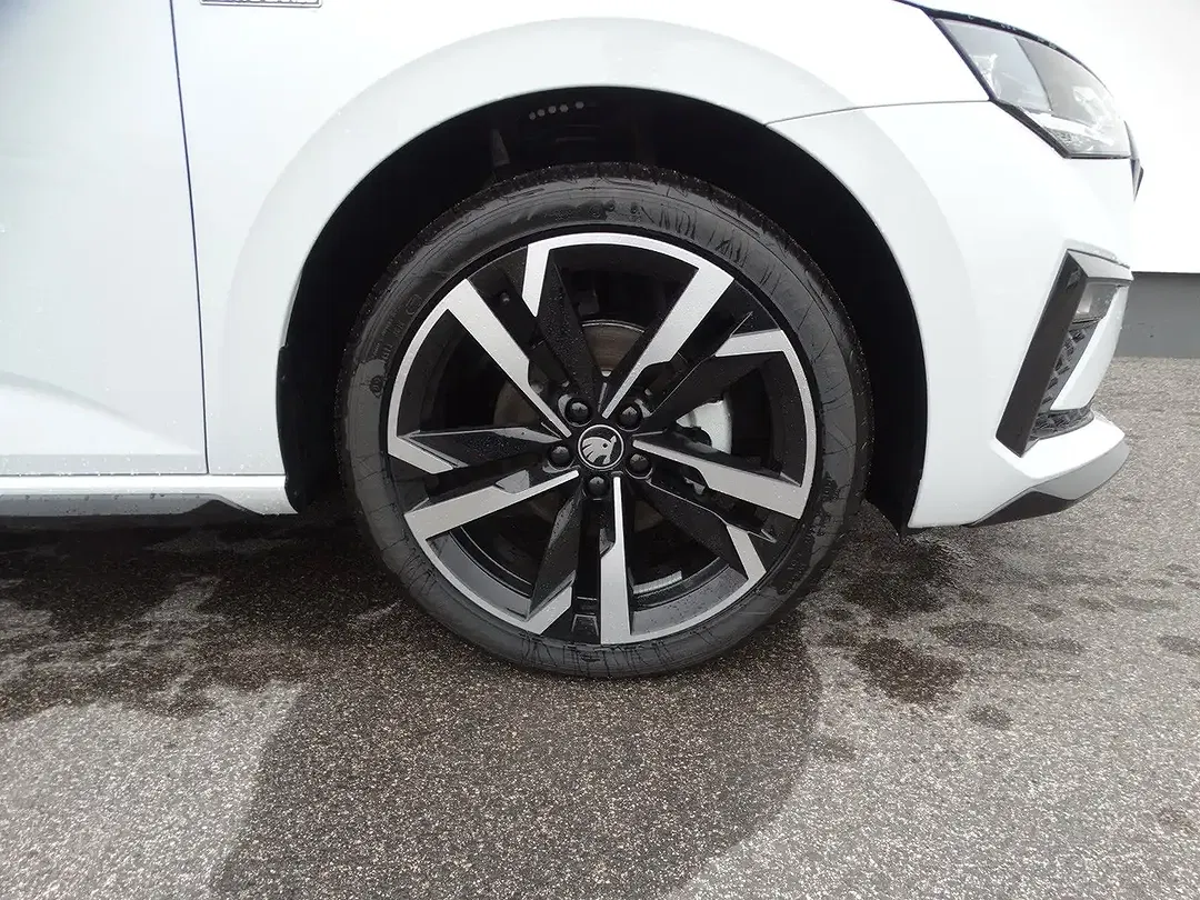 Skoda Scala - Thumbnail 14