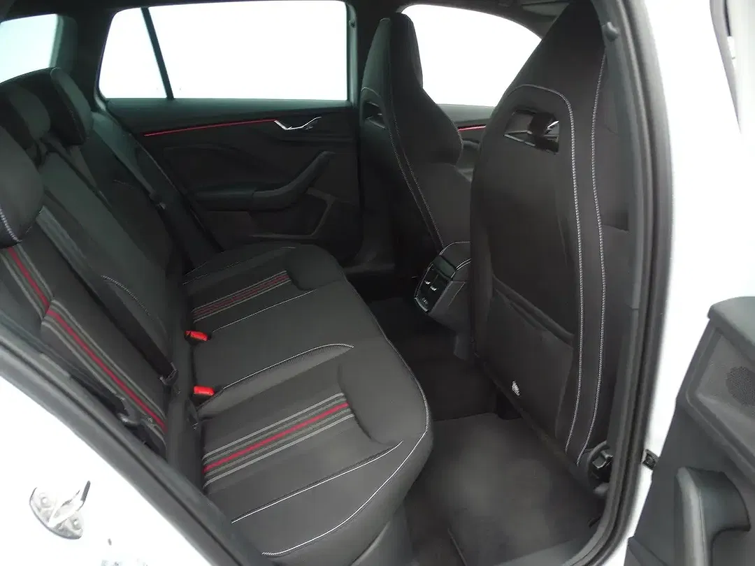 Skoda Scala - Thumbnail 9