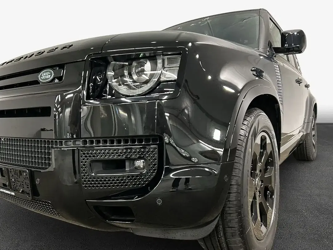 Land Rover Defender - Thumbnail 12