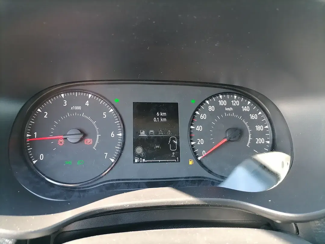 Dacia Sandero - Thumbnail 14