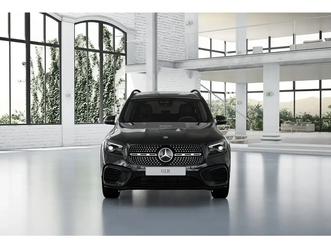 Mercedes-Benz GLB 200 - Thumbnail 4