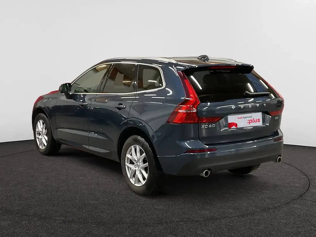 Volvo XC60 - Thumbnail 3