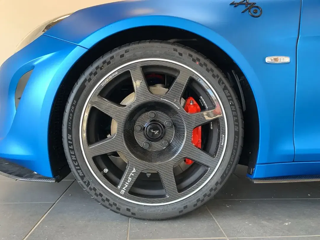 Alpine A110 - Thumbnail 14