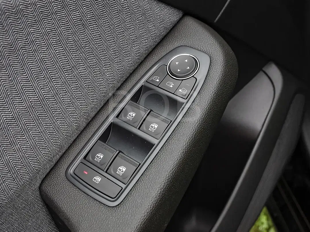 Renault Clio - Thumbnail 11