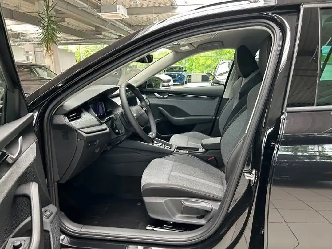 Skoda Octavia - Thumbnail 12