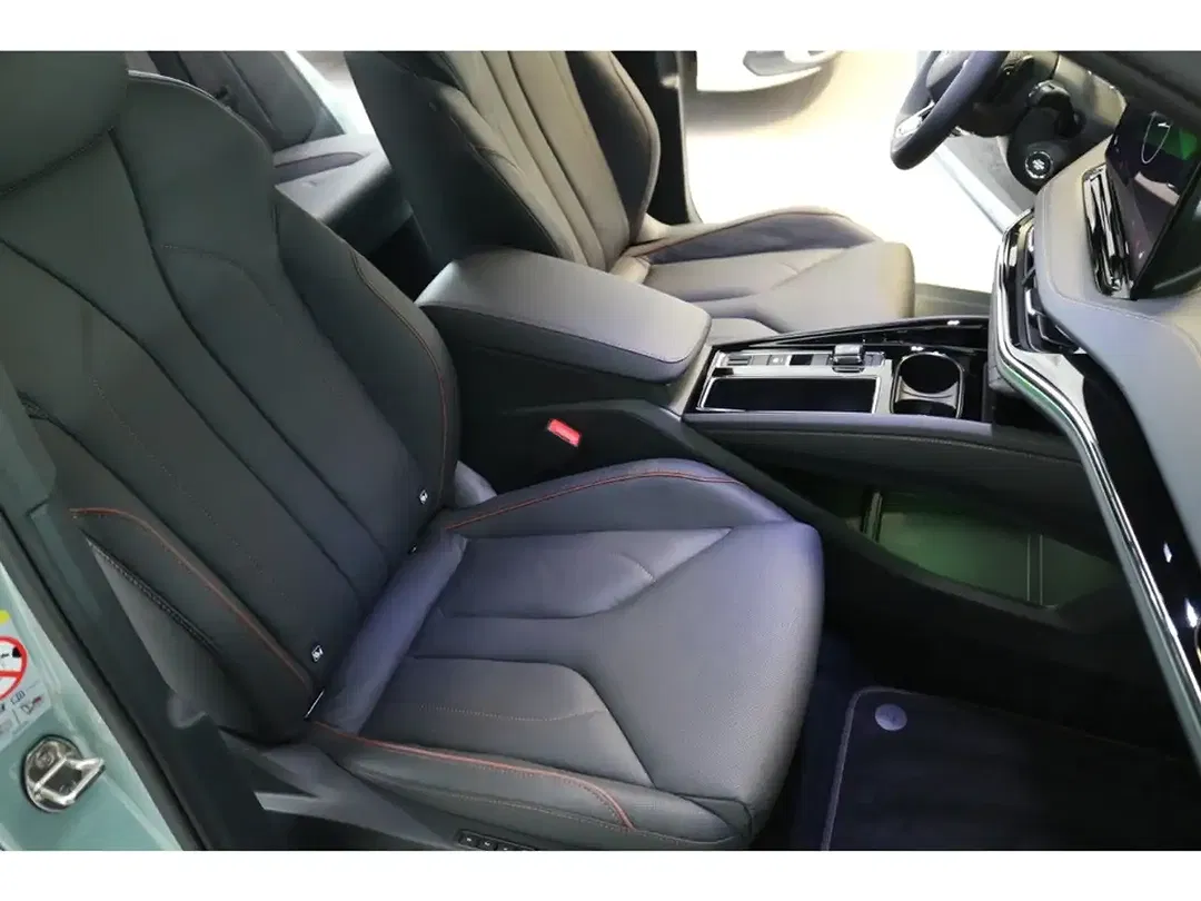 Skoda Enyaq - Thumbnail 10