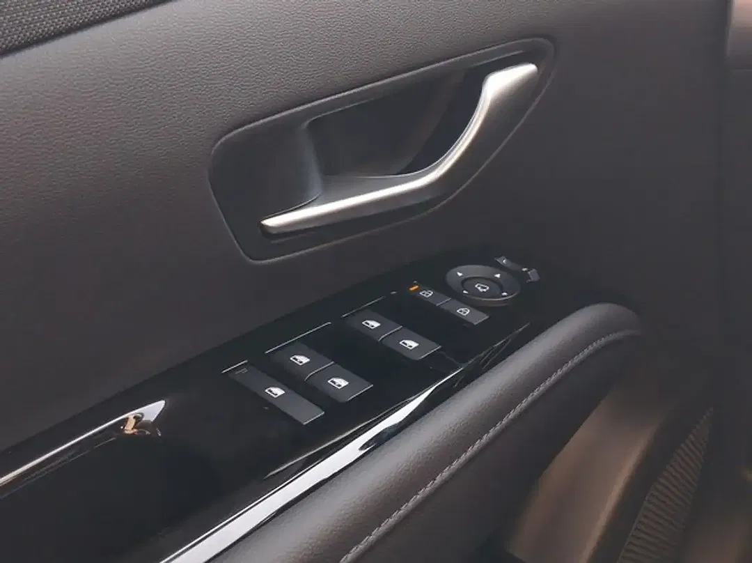 Hyundai TUCSON - Thumbnail 12
