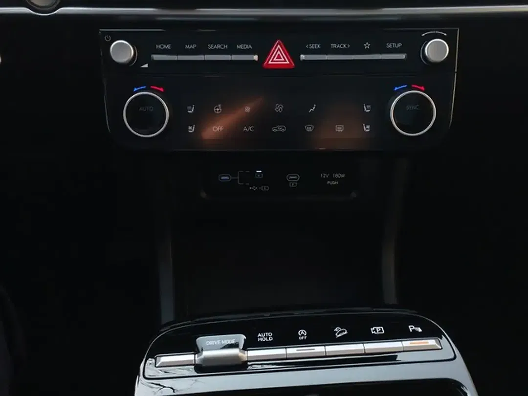 Hyundai TUCSON - Thumbnail 13