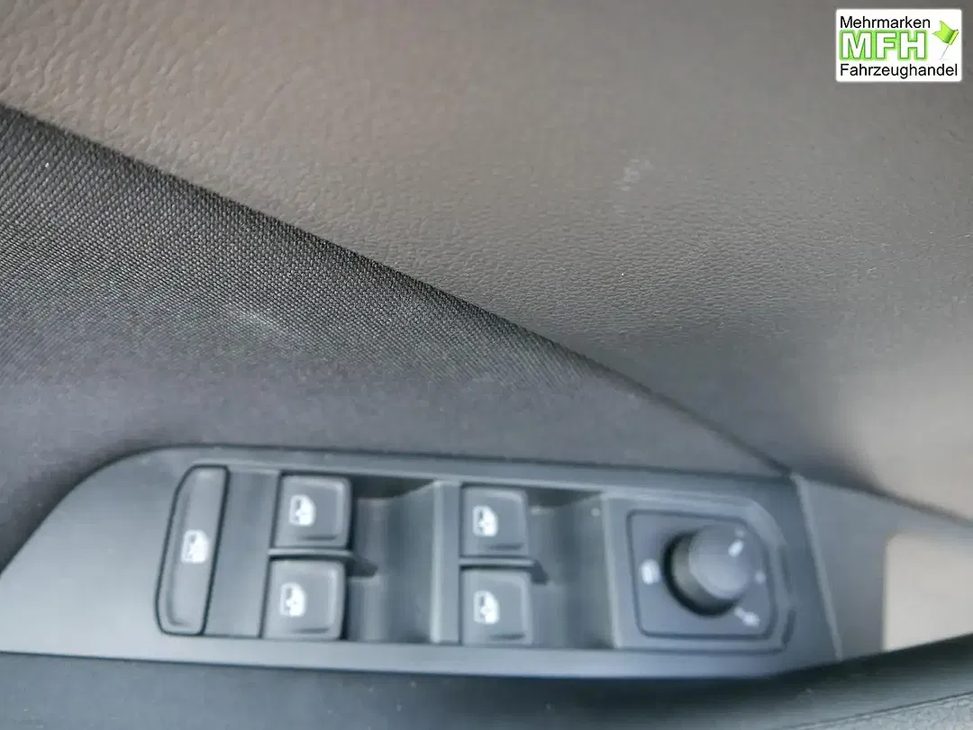 Skoda Kamiq - Thumbnail 9