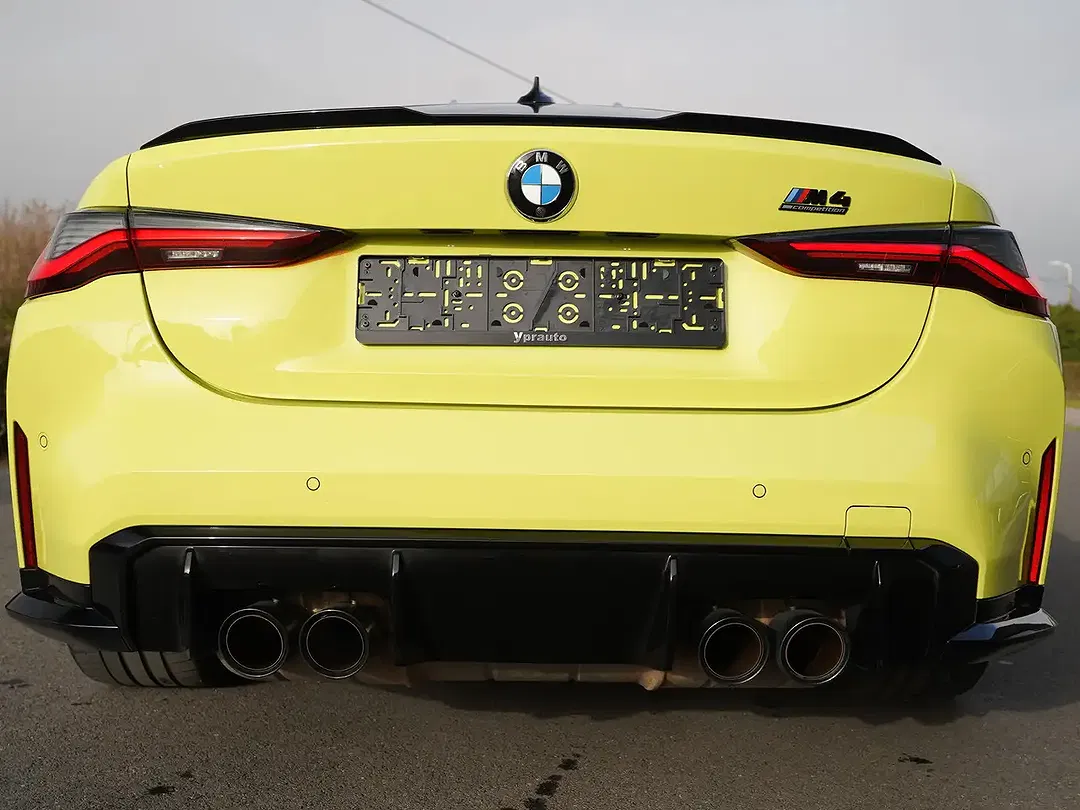 BMW M4 - Thumbnail 10