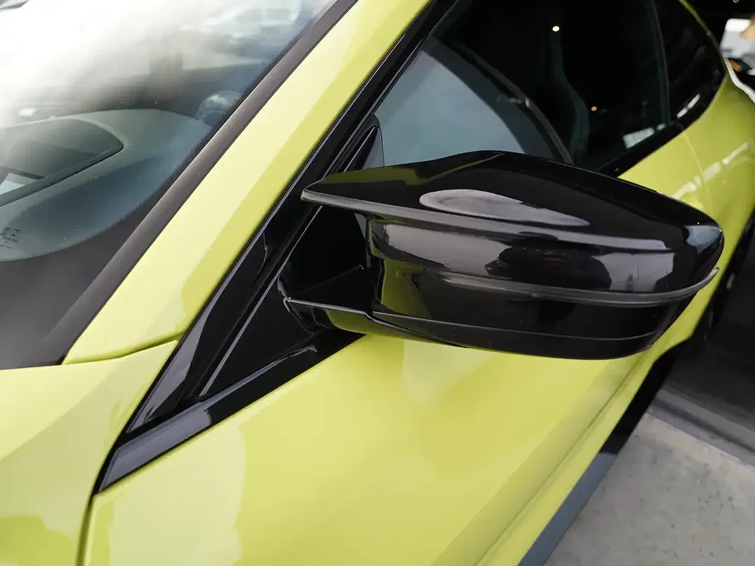 BMW M4 - Thumbnail 11
