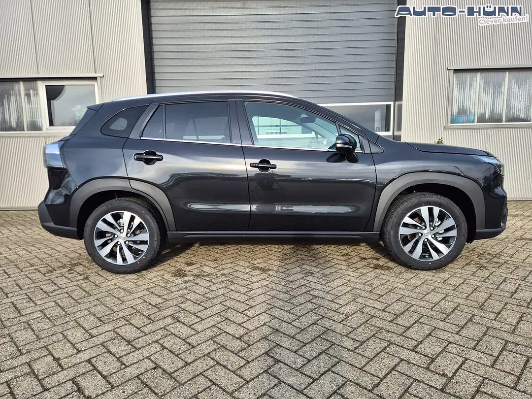 Suzuki S-Cross - Thumbnail 6