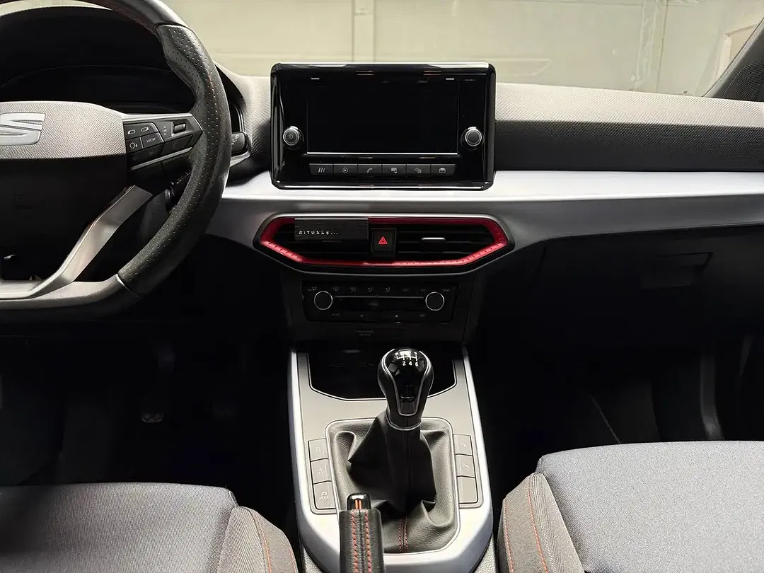 SEAT Arona - Thumbnail 12