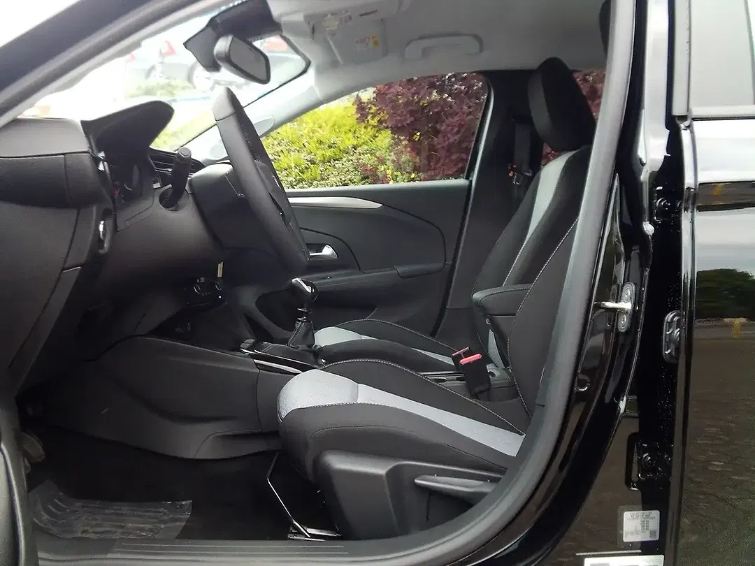 Opel Corsa - Thumbnail 10