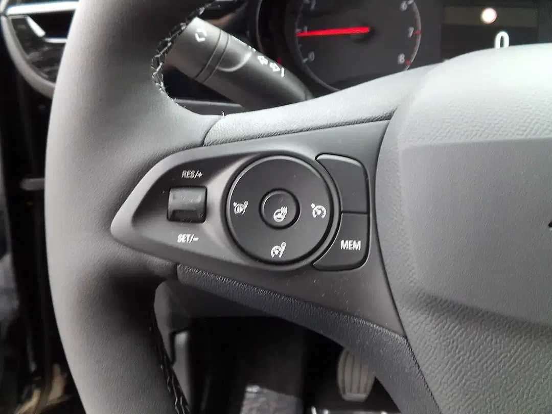 Opel Corsa - Thumbnail 13