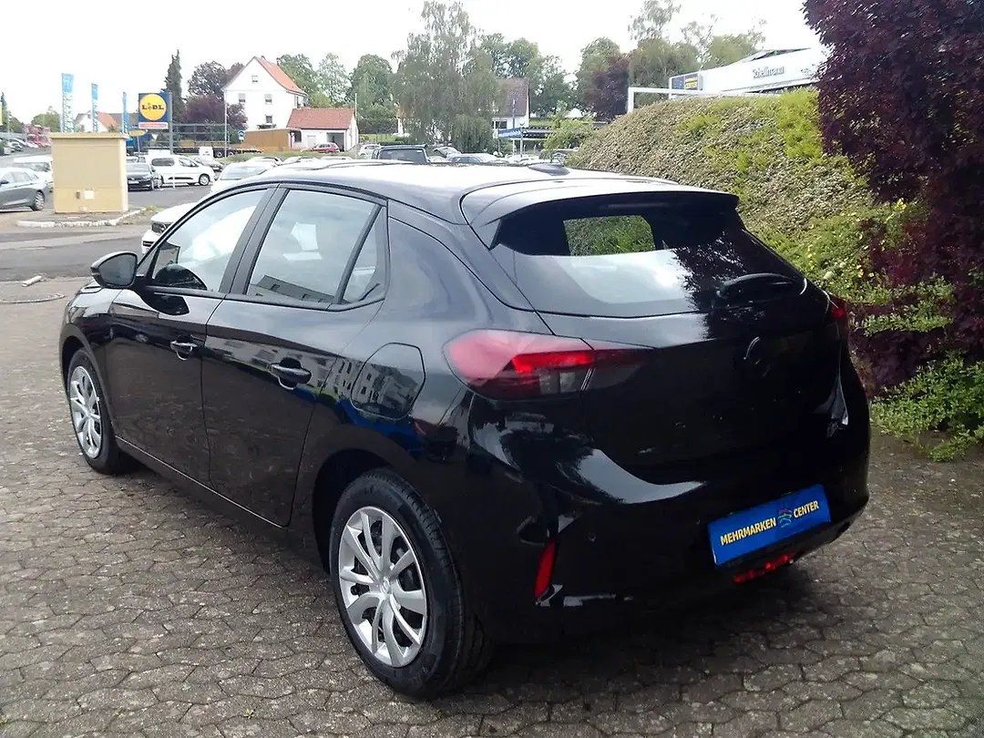 Opel Corsa - Thumbnail 3